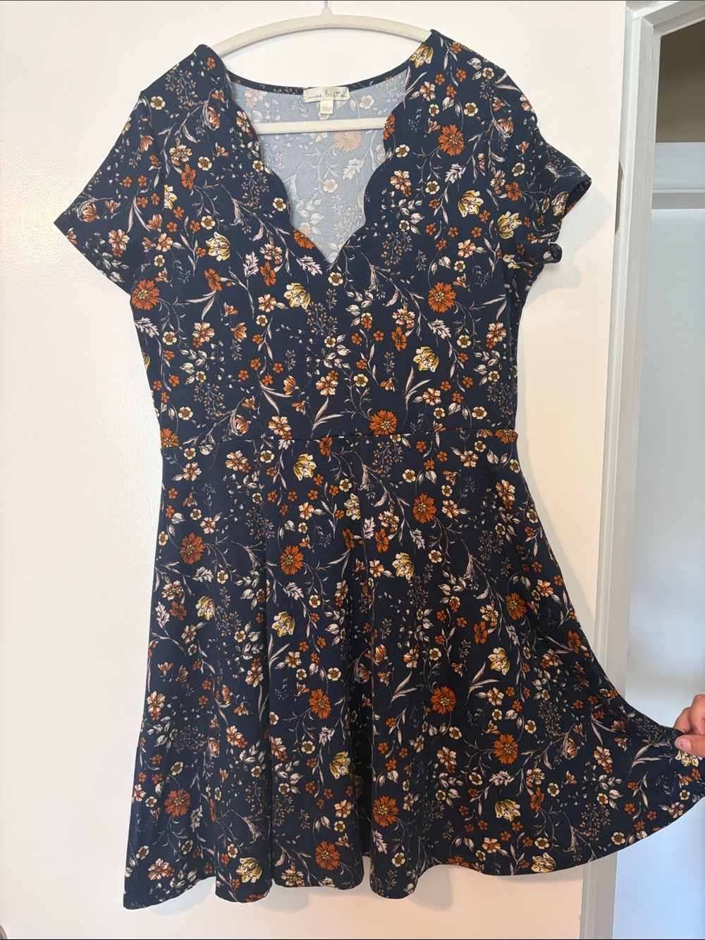nine britton Navy Floral Scallop V-Neck Fit & Flare Dress